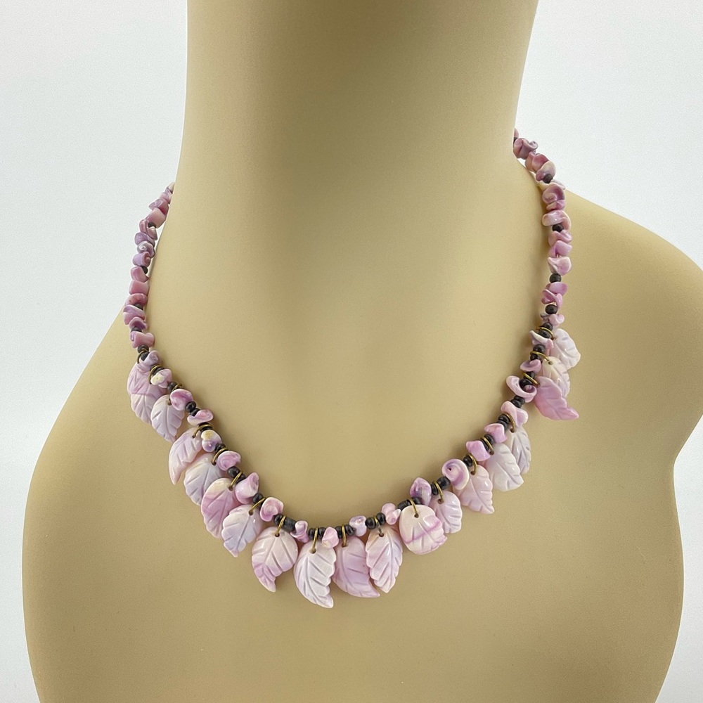 Vintage Cebu Beauty Shell Necklace, Purple Shell, Carved Leaves, Spiral Beads